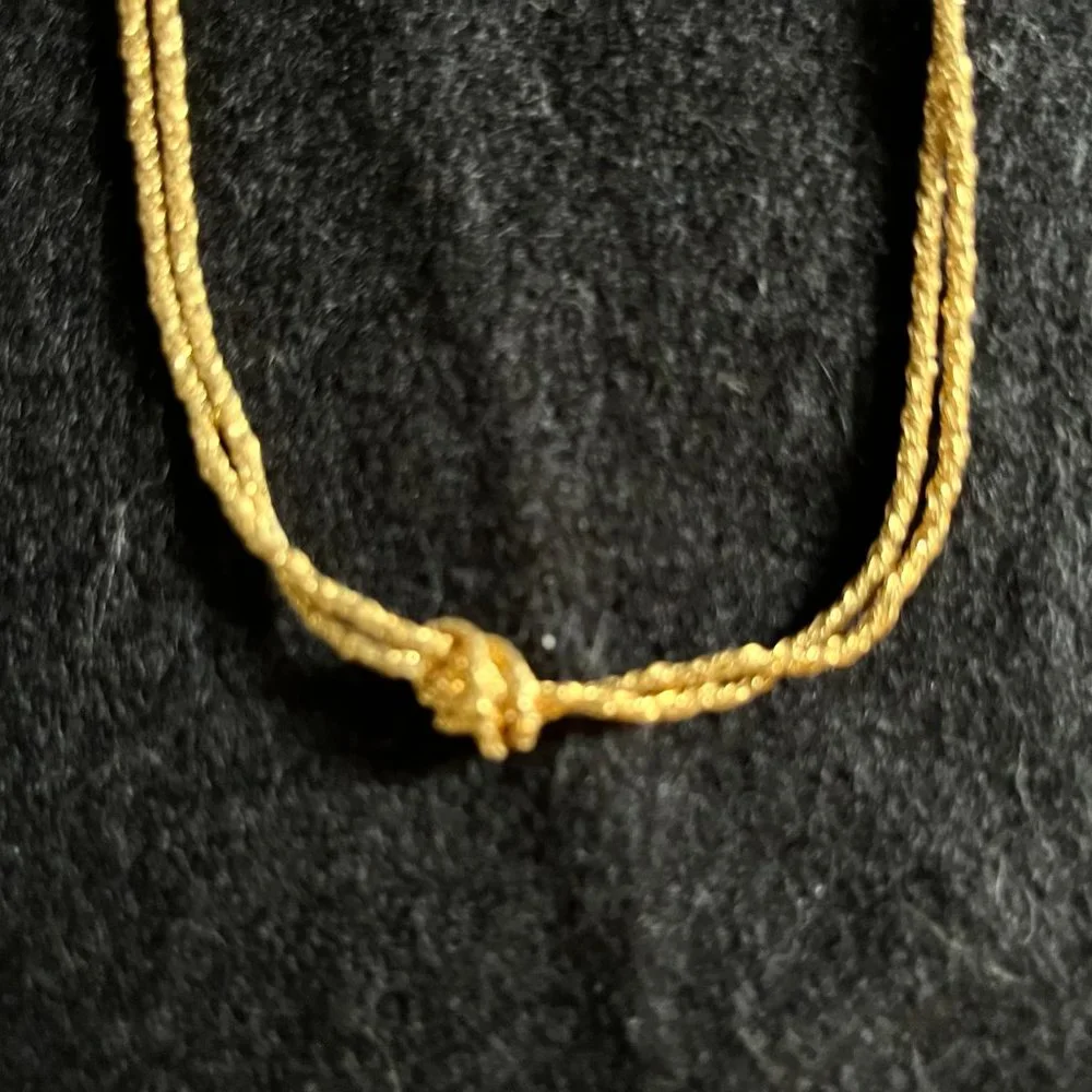 Vintage Avon Gold Tone ‘Twisted Chain’ w/ Knots Necklace - Picture 2 of 5